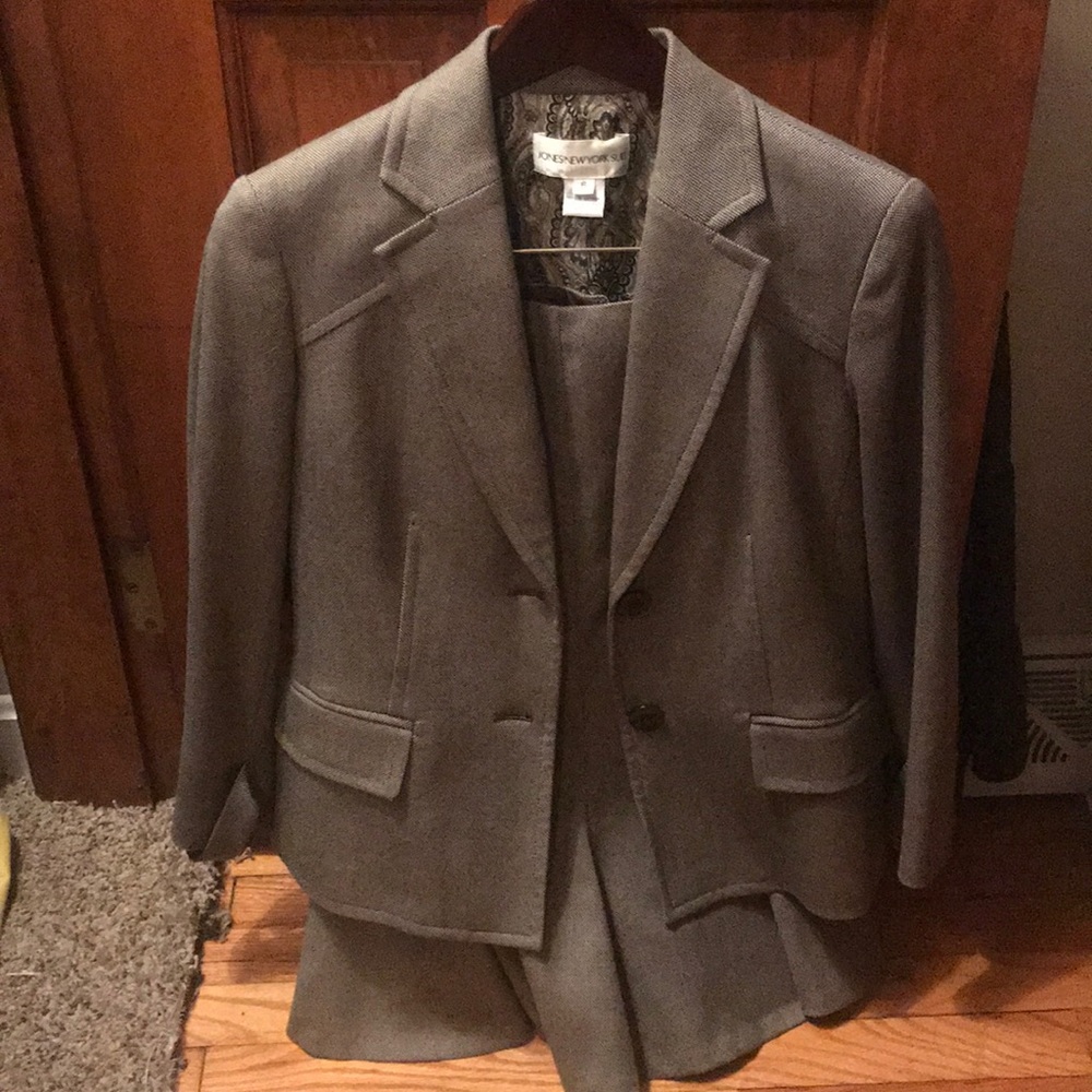 Suit coat and skirt